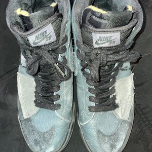 Nike sb blazer edge all black used size 7